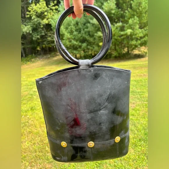 Black Leather Circle-Handle Women’s Bag - Picture 2 of 13